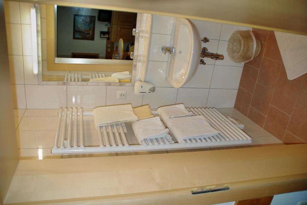 Pension Christophorus Kaprun Room photo